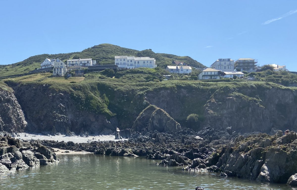 Seacroft Holiday Cottage, Mortehoe, Woolacombe, centre in photo